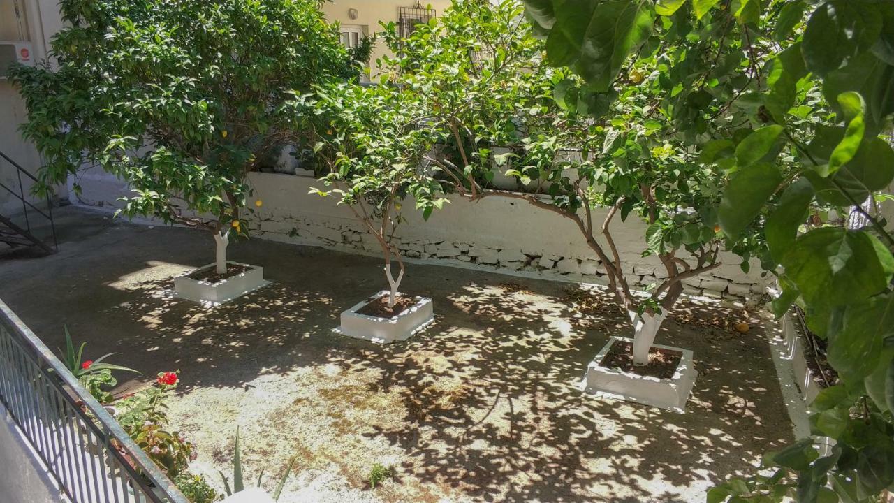 Mary'S Room Samos Town Exterior photo